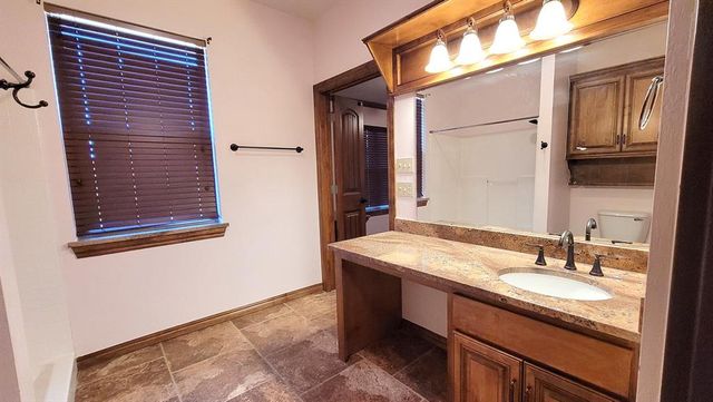 10761 214th Street, Blanchard, OK 73010