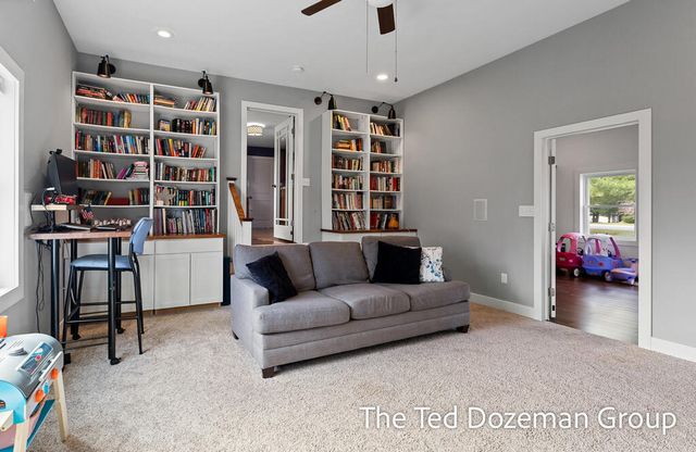 10800 96th Avenue, Allendale Twp, MI 49401