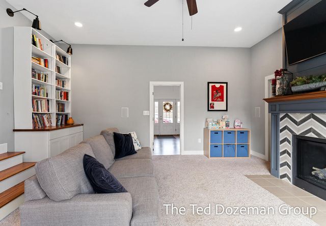 10800 96th Avenue, Allendale Twp, MI 49401