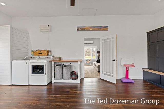 10800 96th Avenue, Allendale Twp, MI 49401