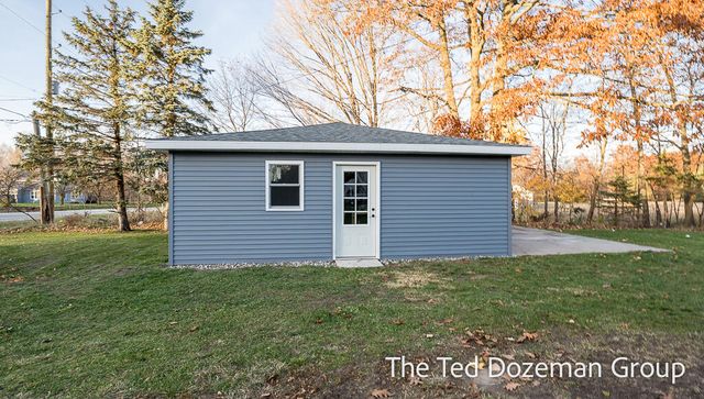 10800 96th Avenue, Allendale Twp, MI 49401