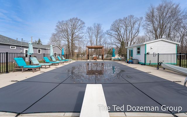 10800 96th Avenue, Allendale Twp, MI 49401