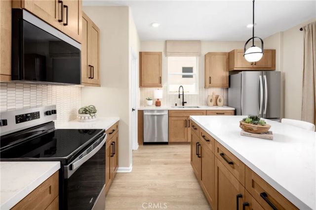 29490 Encelia Lane, Winchester, CA 92596