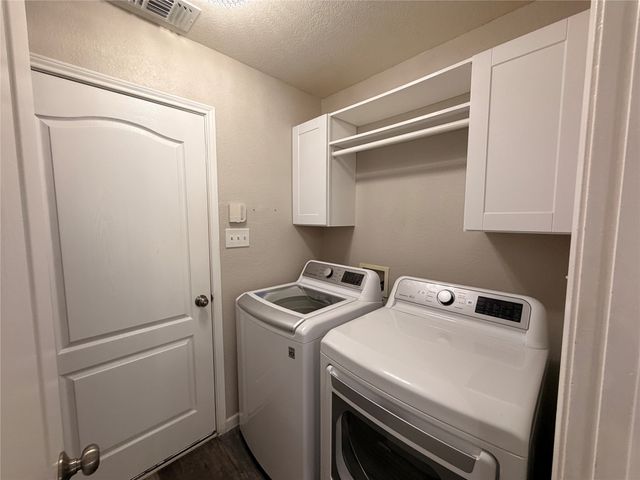 2131 Post Wood Lane, Arlington, TX 76018