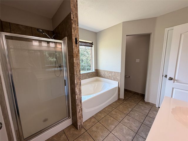 2131 Post Wood Lane, Arlington, TX 76018