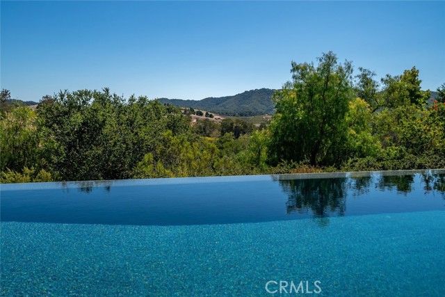 1175 Bassi Drive, San Luis Obispo, CA 93405