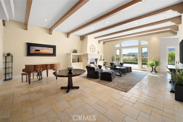 1175 Bassi Drive, San Luis Obispo, CA 93405