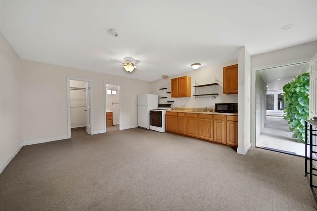1583 Sue Barnett Drive, Houston, TX 77018