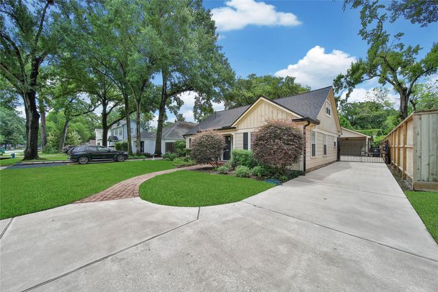 1583 Sue Barnett Drive, Houston, TX 77018