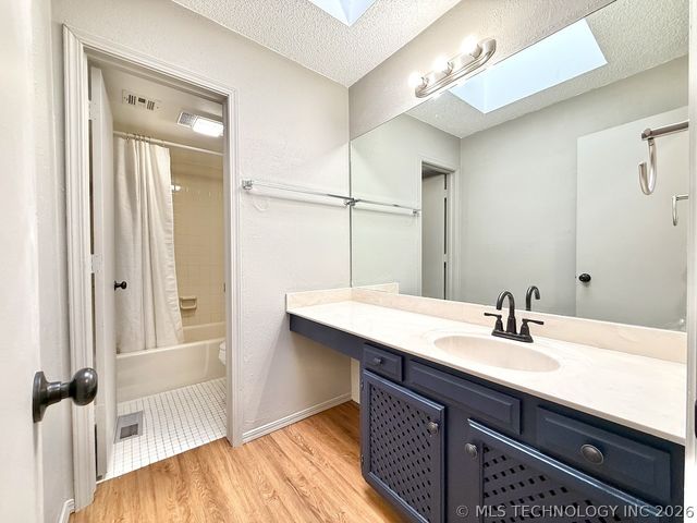 8007 S 88th East Avenue, Tulsa, OK 74113