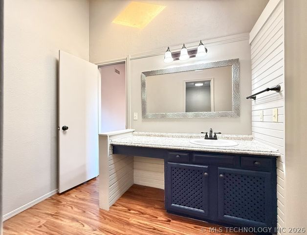 8007 S 88th East Avenue, Tulsa, OK 74113