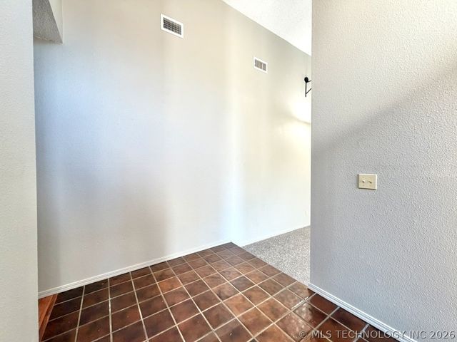 8007 S 88th East Avenue, Tulsa, OK 74113