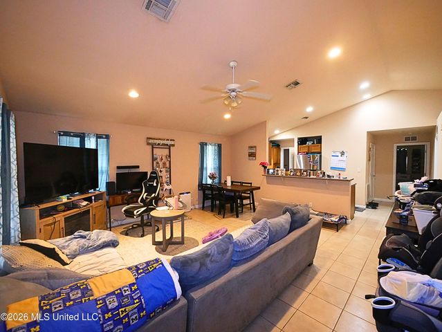 6222 W Lamar Street, Bay Saint Louis, MS 39520