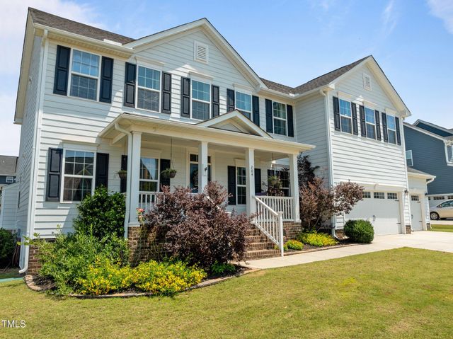 204 Ashland Hill Drive, Holly Springs, NC 27540
