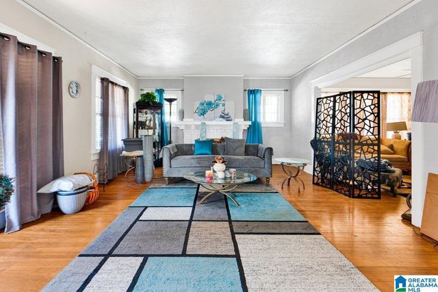 613 3RD STREET SW, Birmingham, AL 35211