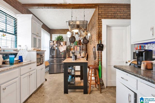 613 3RD STREET SW, Birmingham, AL 35211