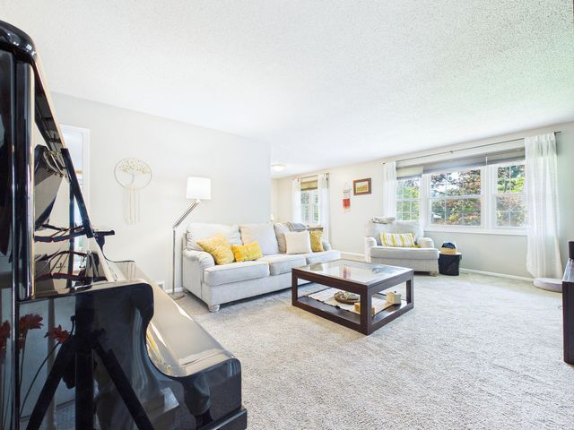 4340 Rustic Place, Shoreview, MN 55126