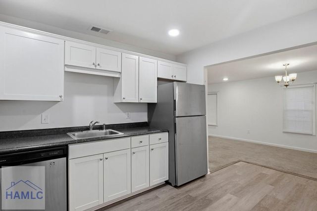 716 48th Street, Savannah, GA 31405