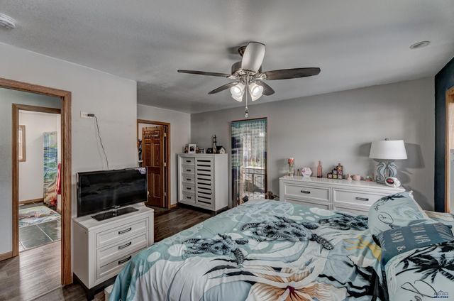 13451 ROCKWOOD RD, Rapid City, SD 57702