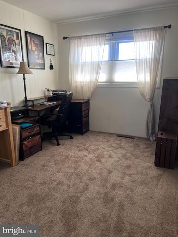 3872 OAKLEIGH DR, York, PA 17402