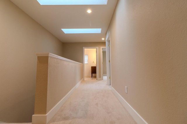 1800 E Hillcrest AVENUE, Milwaukee, WI 53207