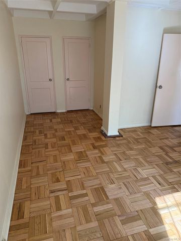 150 Grand Central Parkway 100GA, Jamaica, NY 11432