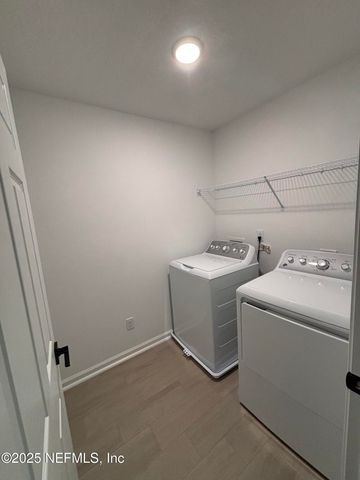 6990 MIRAGE Street, Jacksonville, FL 32244