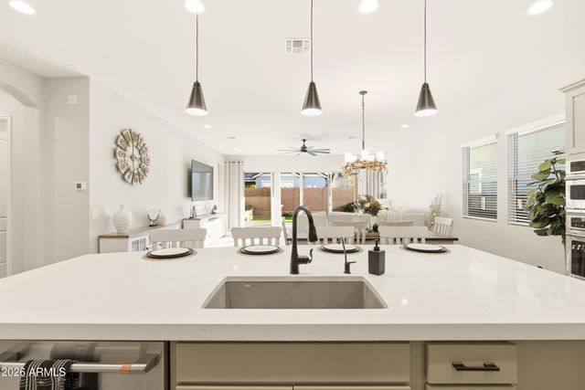 22889 E CARRIAGE Way, Queen Creek, AZ 85142