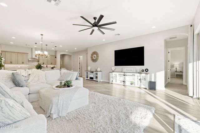 22889 E CARRIAGE Way, Queen Creek, AZ 85142