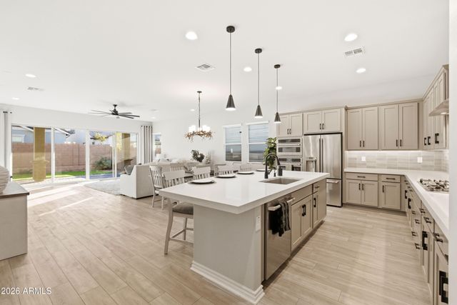 22889 E CARRIAGE Way, Queen Creek, AZ 85142