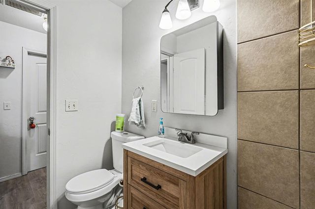 1920 NE 24th Street, Oklahoma City, OK 73111