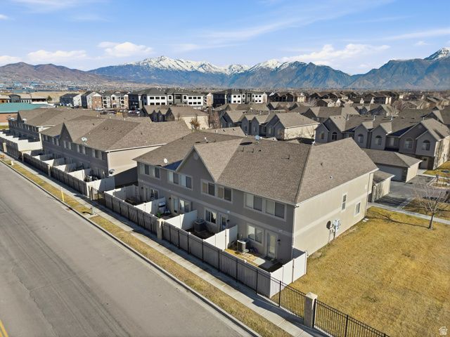180 S TAMARAK CIR, Lehi, UT 84043