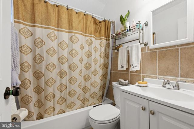 13006 PARKLAND DR, Rockville, MD 20853