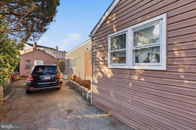 13006 PARKLAND DR, Rockville, MD 20853