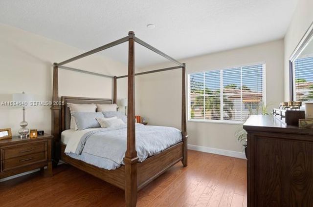 2086 Foxtail View Ct, West Palm Beach, FL 33411