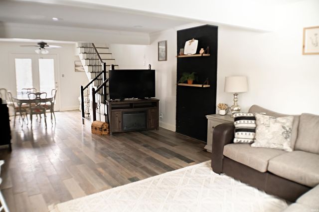 9900 Autumn Lane, Mount Vernon, IN 47620