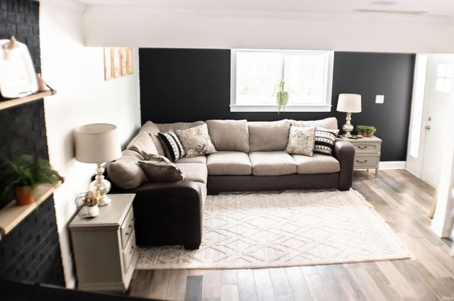 9900 Autumn Lane, Mount Vernon, IN 47620