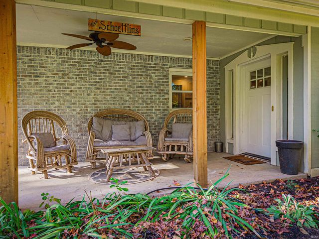 9900 Autumn Lane, Mount Vernon, IN 47620