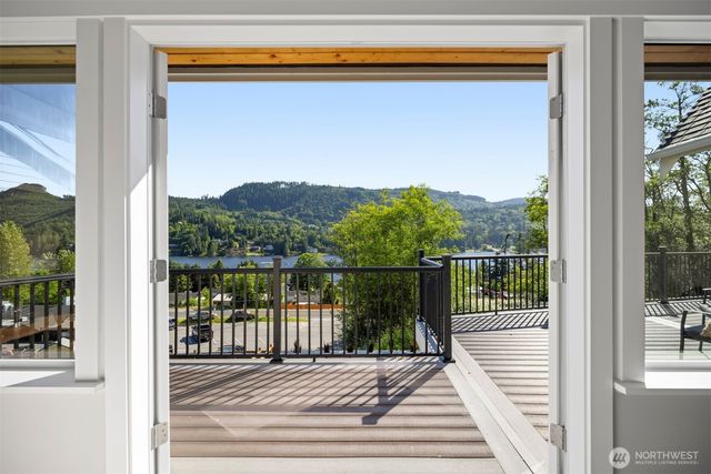 18162 Freedom Lane, Mount Vernon, WA 98274