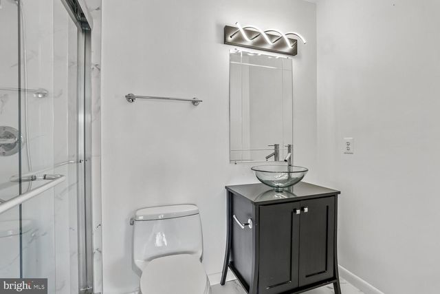 5697 CRABAPPLE DR, Frederick, MD 21703