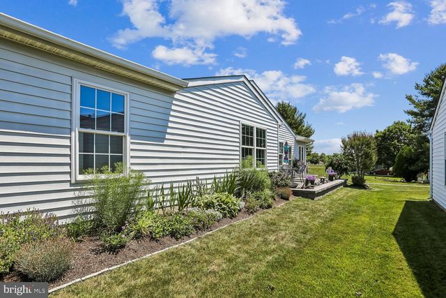 5697 CRABAPPLE DR, Frederick, MD 21703