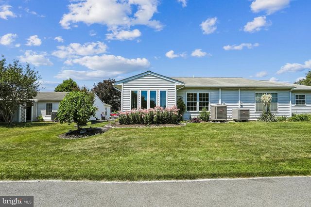 5697 CRABAPPLE DR, Frederick, MD 21703