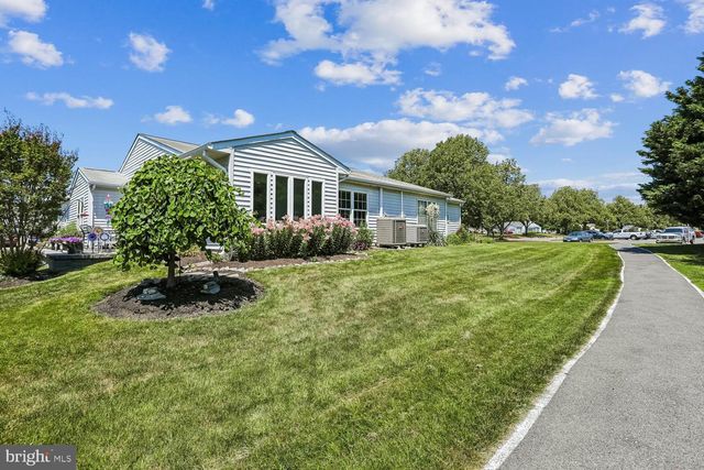 5697 CRABAPPLE DR, Frederick, MD 21703