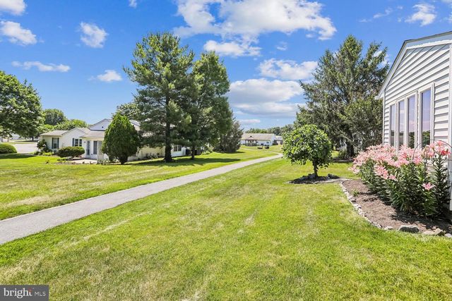 5697 CRABAPPLE DR, Frederick, MD 21703