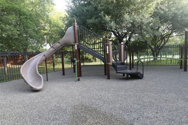3620 Flintstone Drive, Plano, TX 75074