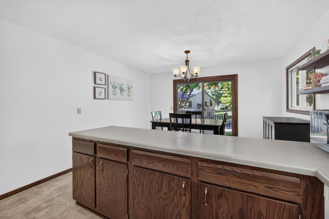 1442 Arden View Drive, Arden Hills, MN 55112