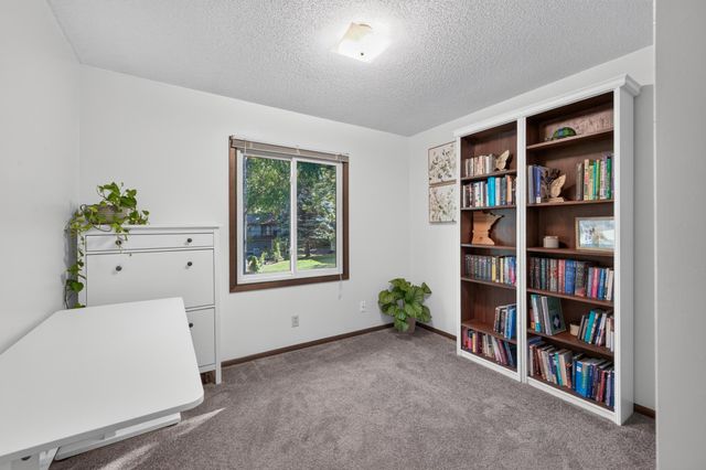 1442 Arden View Drive, Arden Hills, MN 55112