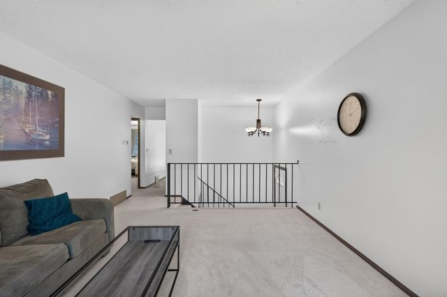 1442 Arden View Drive, Arden Hills, MN 55112
