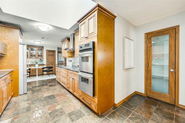 512 Stillmeadow Drive, Richardson, TX 75081