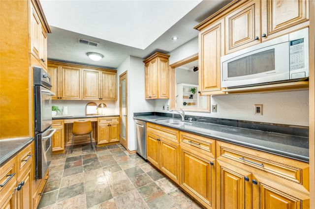 512 Stillmeadow Drive, Richardson, TX 75081